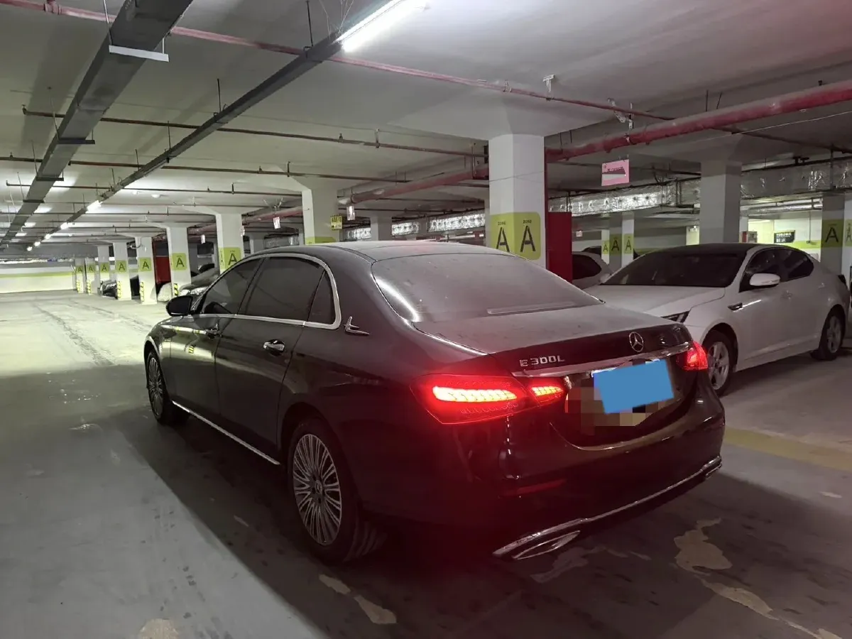 2023 Mercedes-Benz E Class 2.0T 258HP L4 9AT,autocango,china used car exporter,china ev exporter,chinese used car exporter,chinese used ev exporter