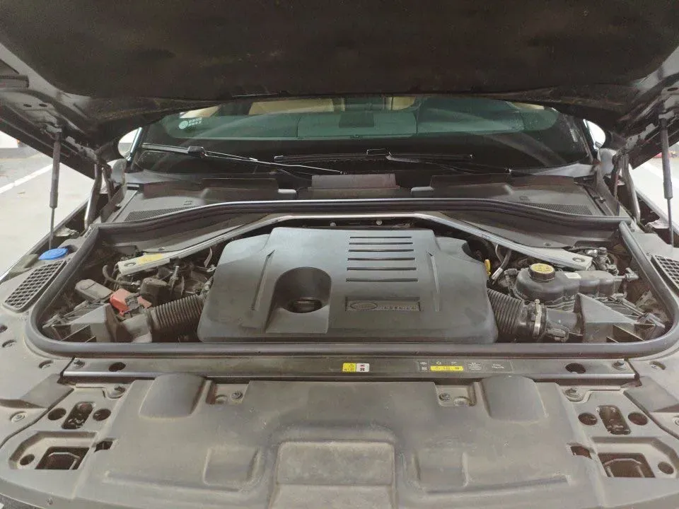 2024 Land Rover Range Rover Sport 3.0T 400HP L6 8AT,autocango,china used car exporter,china ev exporter,chinese used car exporter,chinese used ev exporter