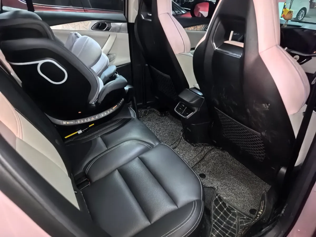 2023 LYNK&CO 03 1.5T 181HP L4 7DCT,autocango,china used car exporter,china ev exporter,chinese used car exporter,chinese used ev exporter