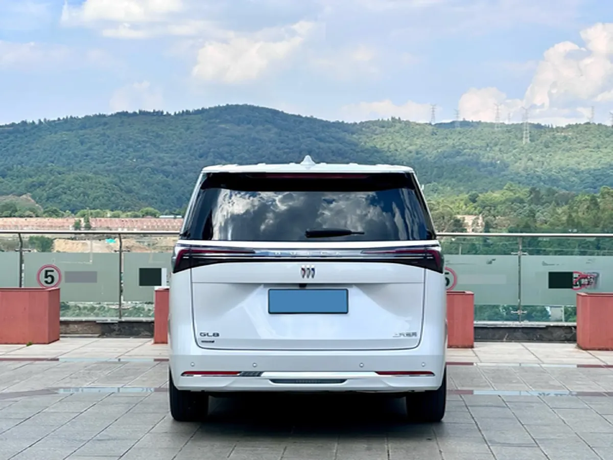2025 Buick GL8 1.5T 180HP L4 2DHT PHEV,autocango,china used car exporter,china ev exporter,chinese used car exporter,chinese used ev exporter