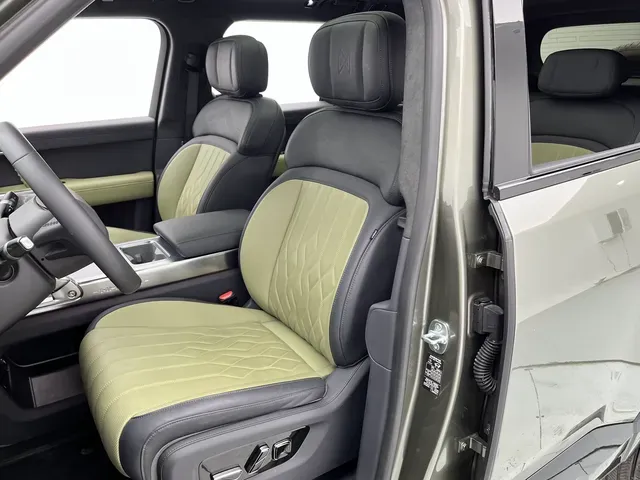 2025 M Hero WarriorM817 1.5T 197HP L4 PHEV,autocango,china used car exporter,china ev exporter,chinese used car exporter,chinese used ev exporter