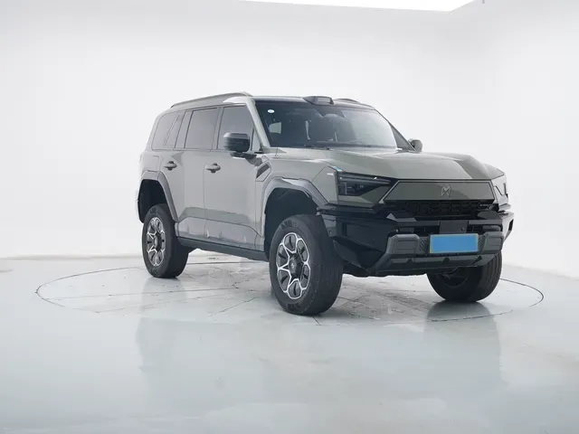 2025 M Hero WarriorM817 1.5T 197HP L4 PHEV,autocango,china used car exporter,china ev exporter,chinese used car exporter,chinese used ev exporter