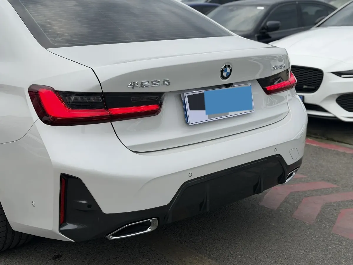 2024 BMW 3 Series 2.0T 184HP L4 8AT,autocango,china used car exporter,china ev exporter,chinese used car exporter,chinese used ev exporter