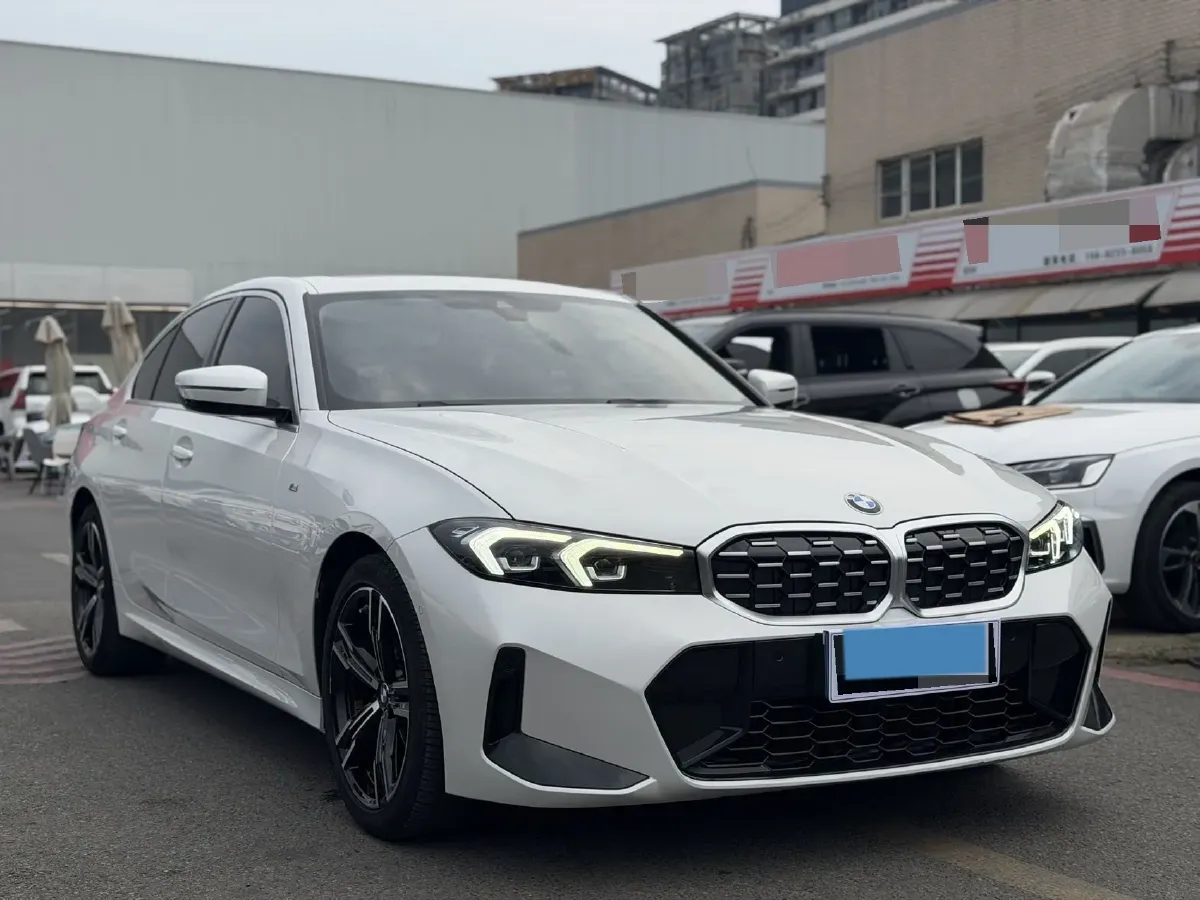 2024 BMW 3 Series 2.0T 184HP L4 8AT,autocango,china used car exporter,china ev exporter,chinese used car exporter,chinese used ev exporter