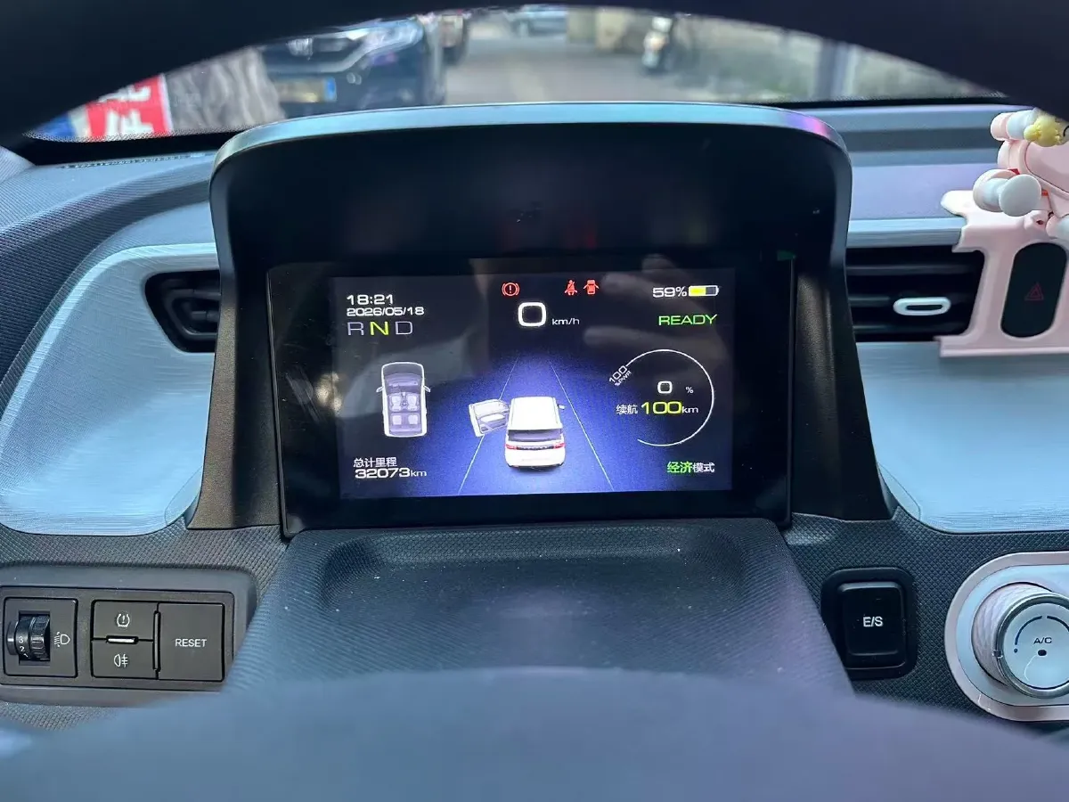 2022 WuLing HongGuang MINI EV BEV 9KWH,autocango,china used car exporter,china ev exporter,chinese used car exporter,chinese used ev exporter