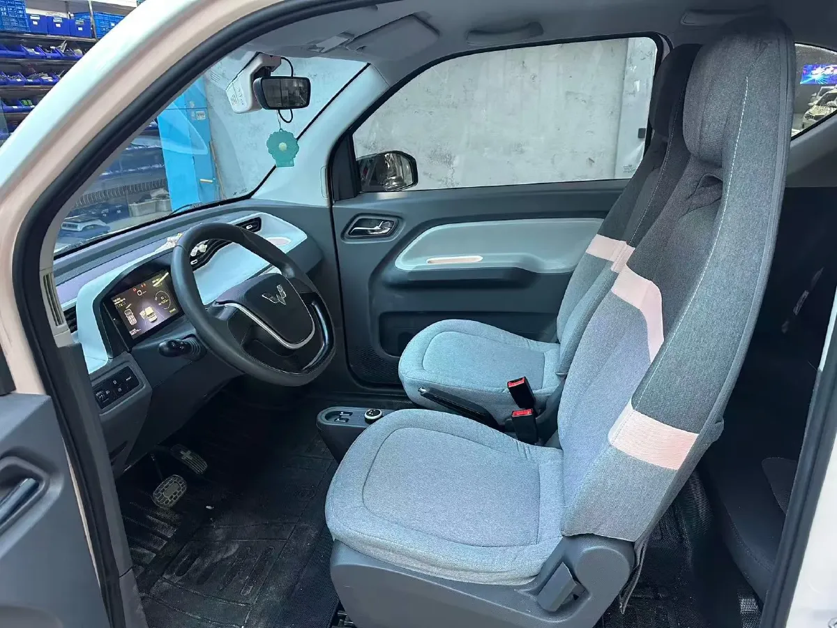 2022 WuLing HongGuang MINI EV BEV 9KWH,autocango,china used car exporter,china ev exporter,chinese used car exporter,chinese used ev exporter