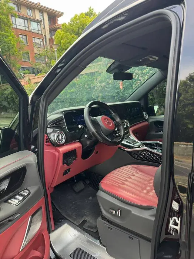 2023 Mercedes-Benz Vito 2.0T 211HP L4 9AT,autocango,china used car exporter,china ev exporter,chinese used car exporter,chinese used ev exporter