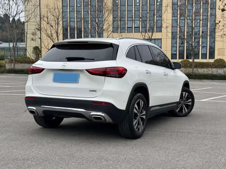 2020 Mercedes-Benz GLA Class 1.3T 163HP L4 7DCT,autocango,china used car exporter,china ev exporter,chinese used car exporter,chinese used ev exporter