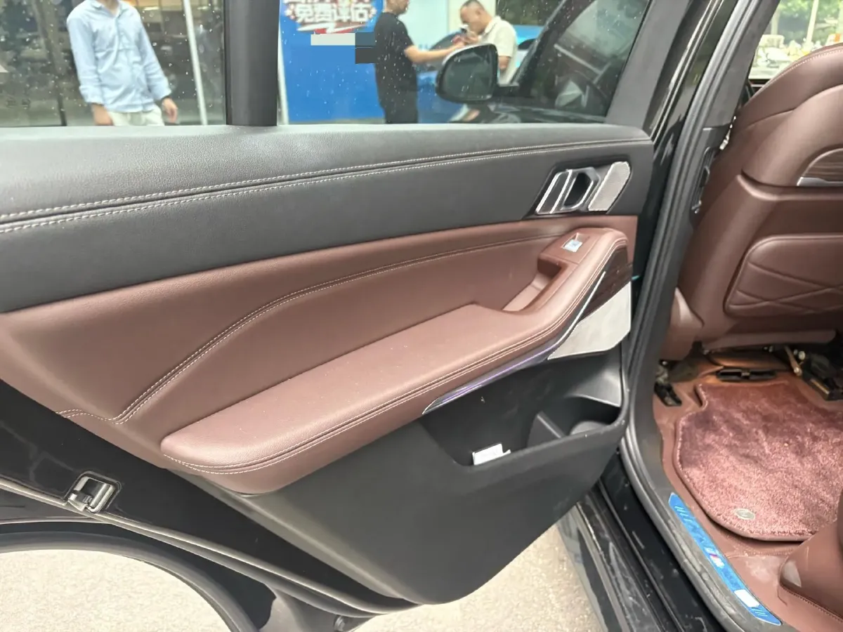 2022 BMW X5 3.0T 333HP L6 8AT,autocango,china used car exporter,china ev exporter,chinese used car exporter,chinese used ev exporter