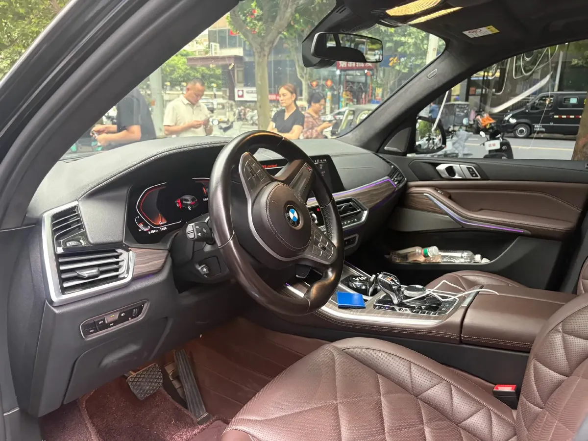 2022 BMW X5 3.0T 333HP L6 8AT,autocango,china used car exporter,china ev exporter,chinese used car exporter,chinese used ev exporter