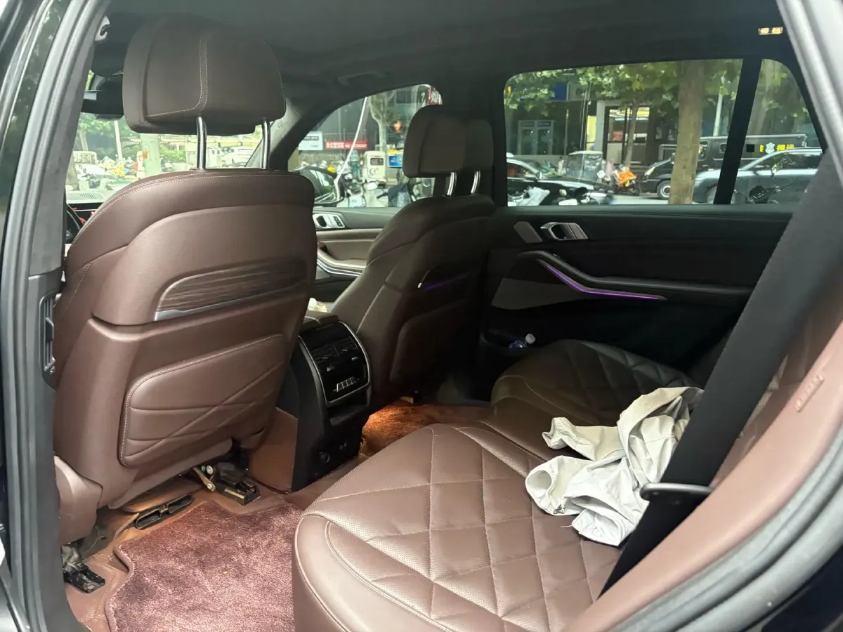 2022 BMW X5 3.0T 333HP L6 8AT,autocango,china used car exporter,china ev exporter,chinese used car exporter,chinese used ev exporter