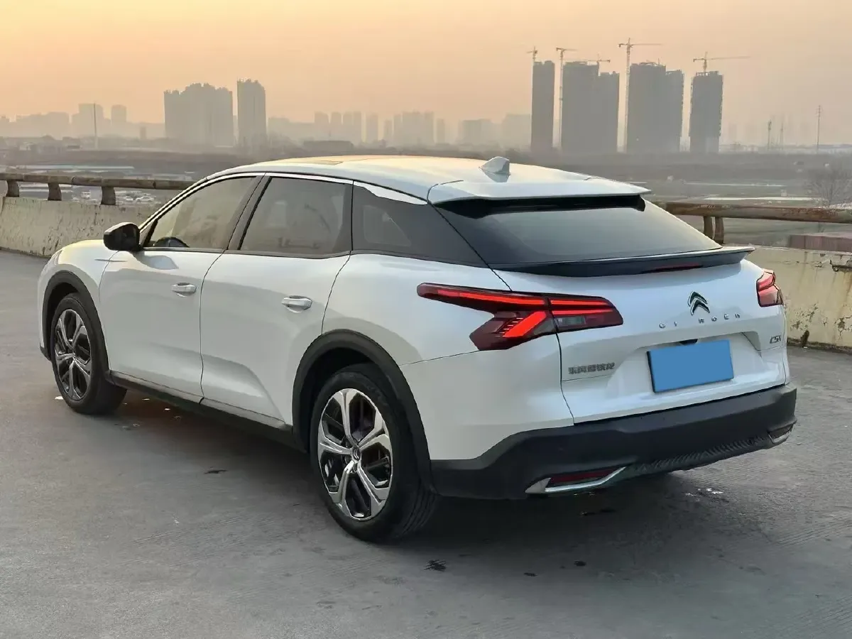 2022 Citroen C5 X 1.6T 175HP L4 8AT,autocango,china used car exporter,china ev exporter,chinese used car exporter,chinese used ev exporter
