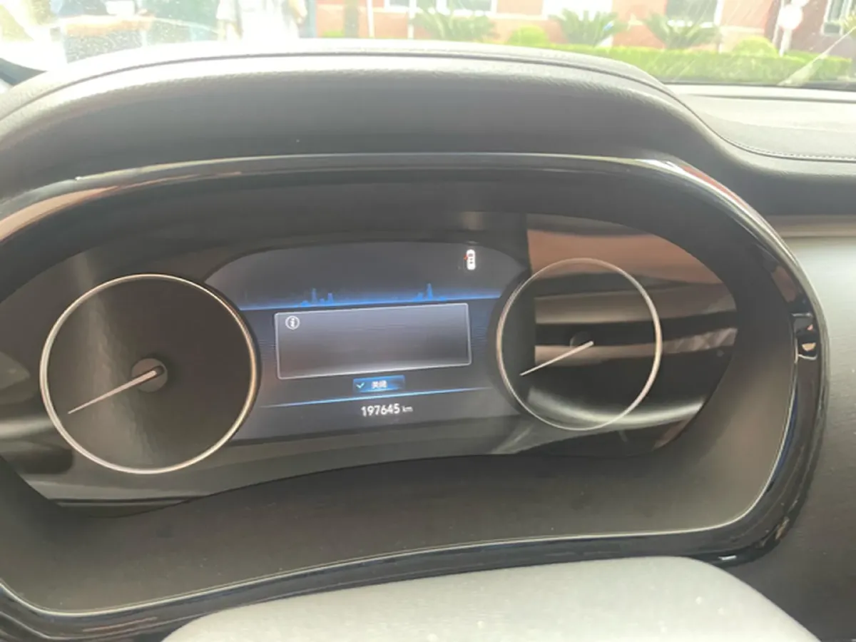 2022 Buick GL8 2.0T 237HP L4 9AT,autocango,china used car exporter,china ev exporter,chinese used car exporter,chinese used ev exporter