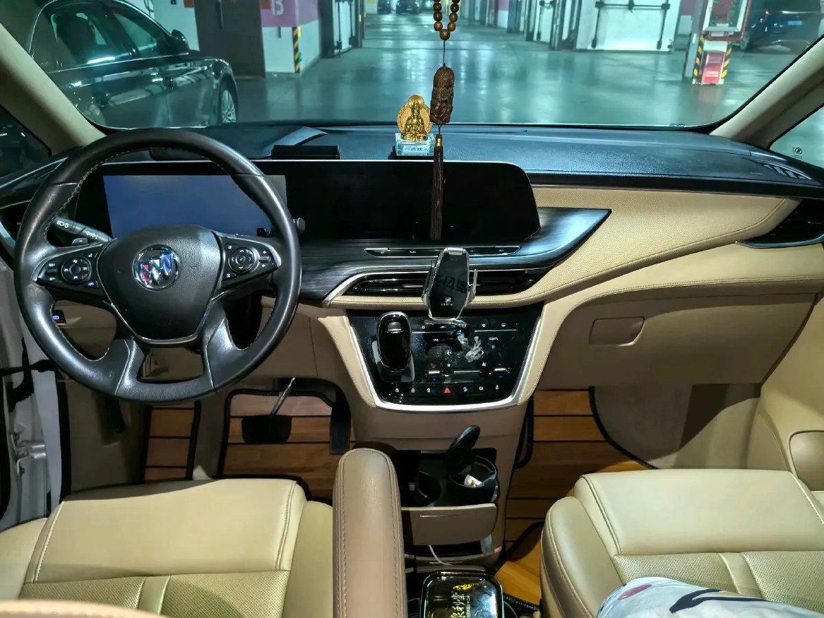 2020 Buick GL8 2.0T 237HP L4 9AT,autocango,china used car exporter,china ev exporter,chinese used car exporter,chinese used ev exporter