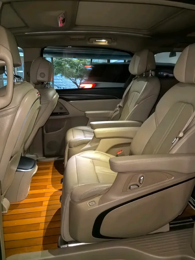 2020 Buick GL8 2.0T 237HP L4 9AT,autocango,china used car exporter,china ev exporter,chinese used car exporter,chinese used ev exporter