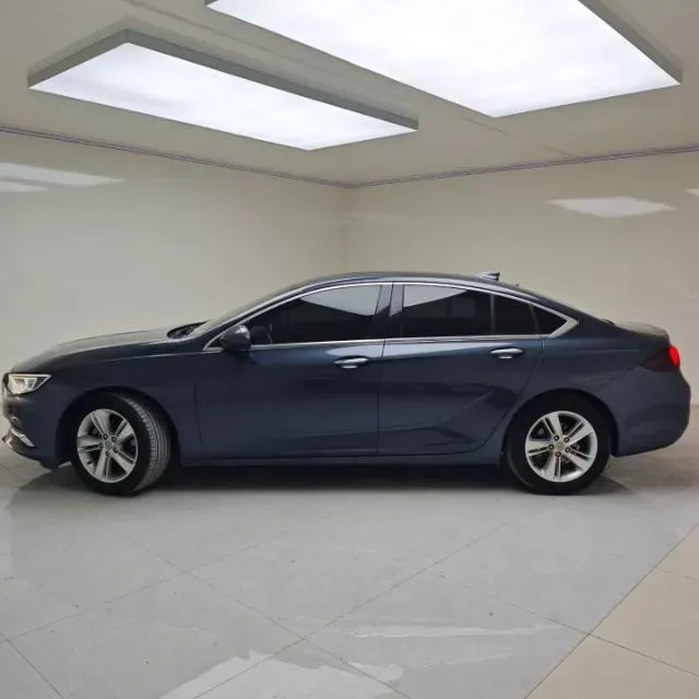 2019 Buick Regal 1.5T 170HP L4 9AT,autocango,china used car exporter,china ev exporter,chinese used car exporter,chinese used ev exporter