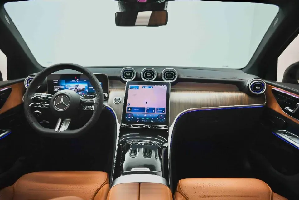 2025 Mercedes-Benz GLC Class 2.0T 258HP L4 9AT,autocango,china used car exporter,china ev exporter,chinese used car exporter,chinese used ev exporter