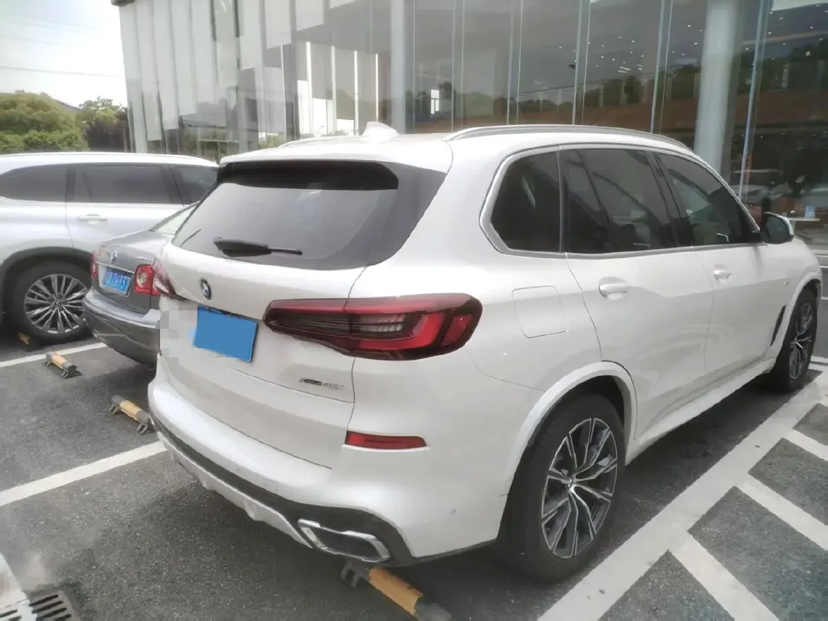 2021 BMW X5 3.0T 340HP L6 8AT,autocango,china used car exporter,china ev exporter,chinese used car exporter,chinese used ev exporter