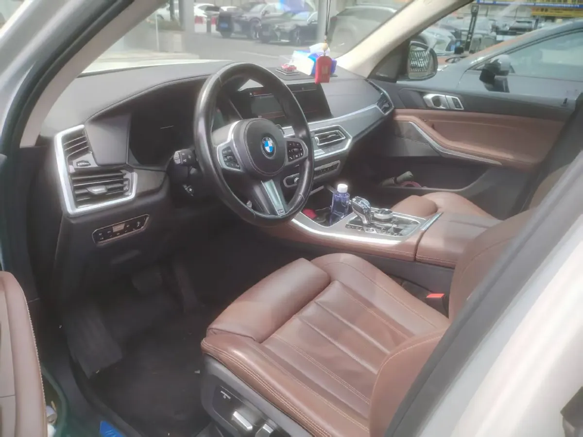 2021 BMW X5 3.0T 340HP L6 8AT,autocango,china used car exporter,china ev exporter,chinese used car exporter,chinese used ev exporter