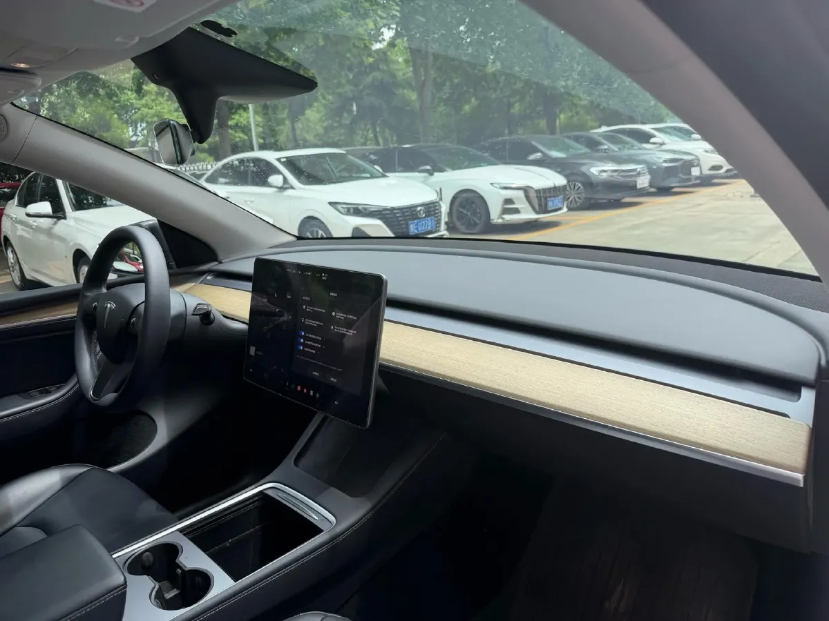 2022 Tesla Model Y BEV 60KWH,autocango,china used car exporter,china ev exporter,chinese used car exporter,chinese used ev exporter