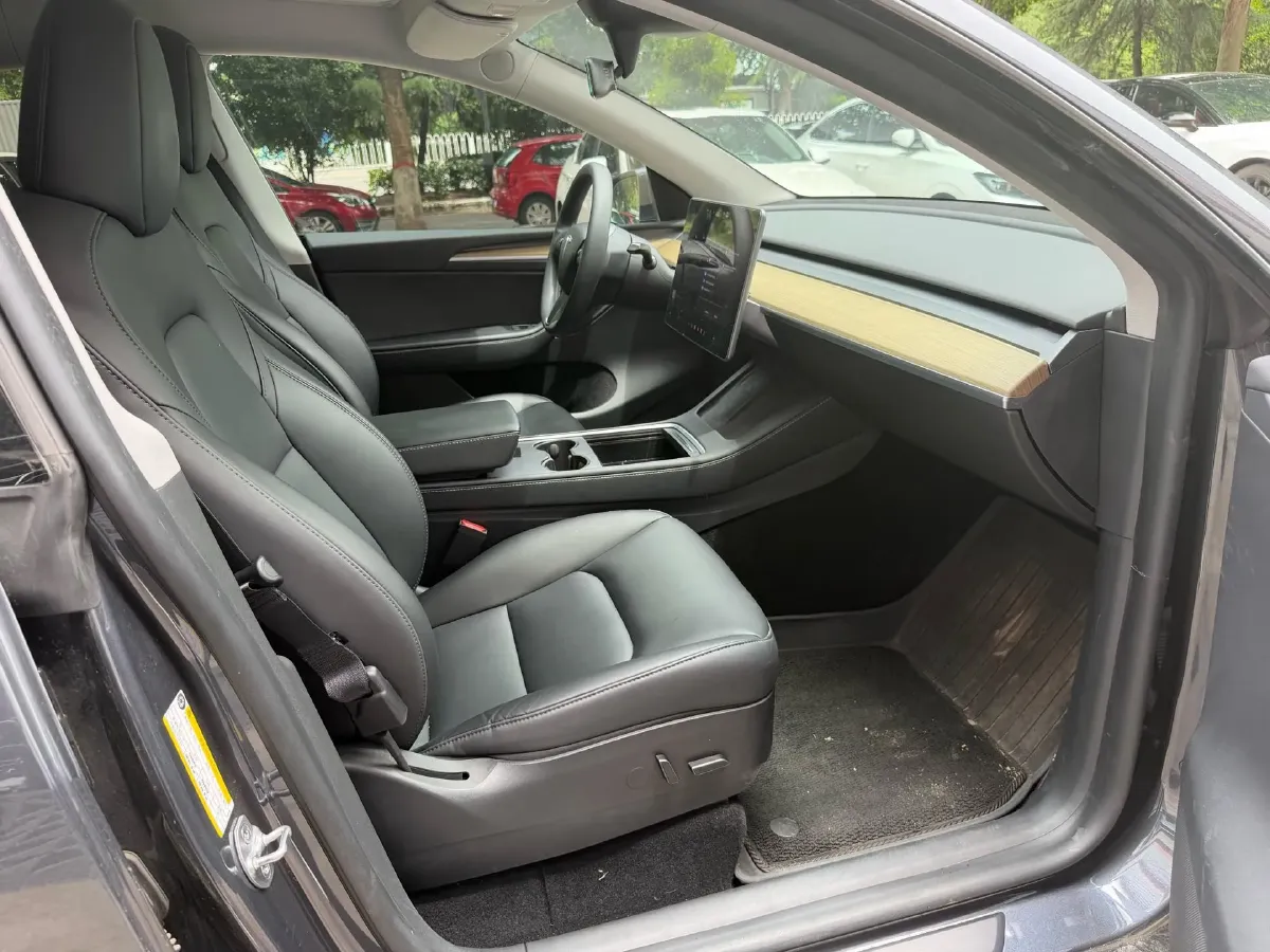 2022 Tesla Model Y BEV 60KWH,autocango,china used car exporter,china ev exporter,chinese used car exporter,chinese used ev exporter
