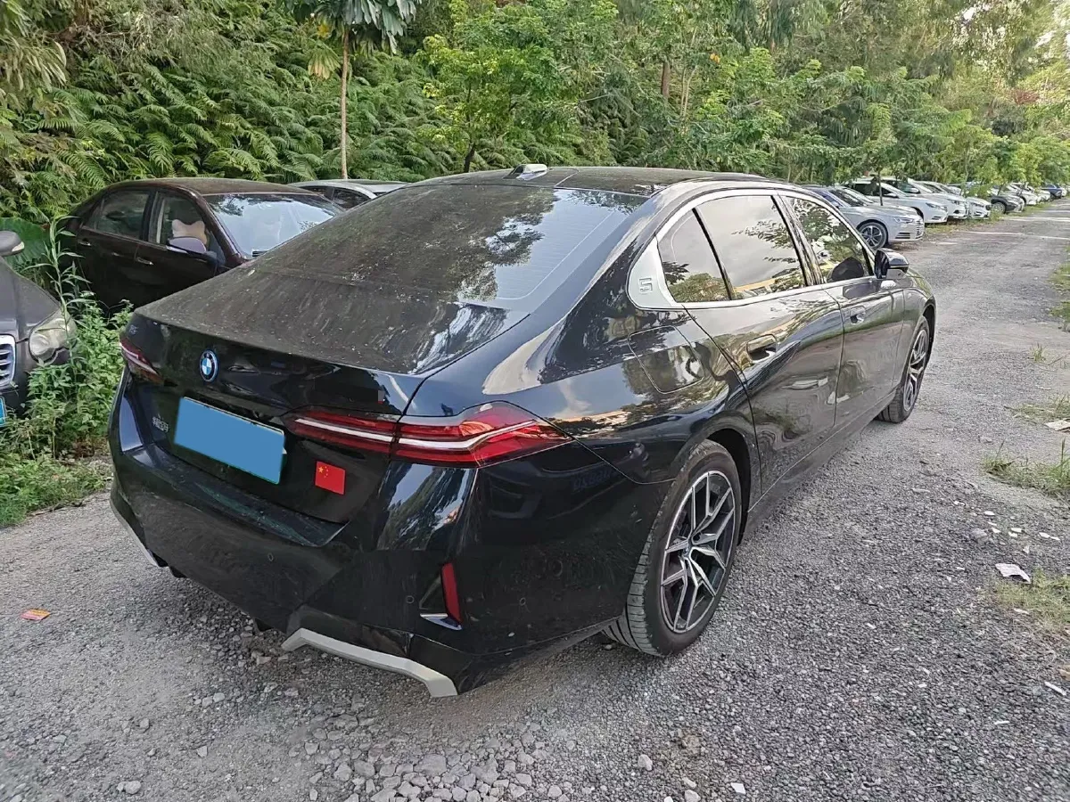 2025 BMW i5 BEV 96.96KWH,autocango,china used car exporter,china ev exporter,chinese used car exporter,chinese used ev exporter