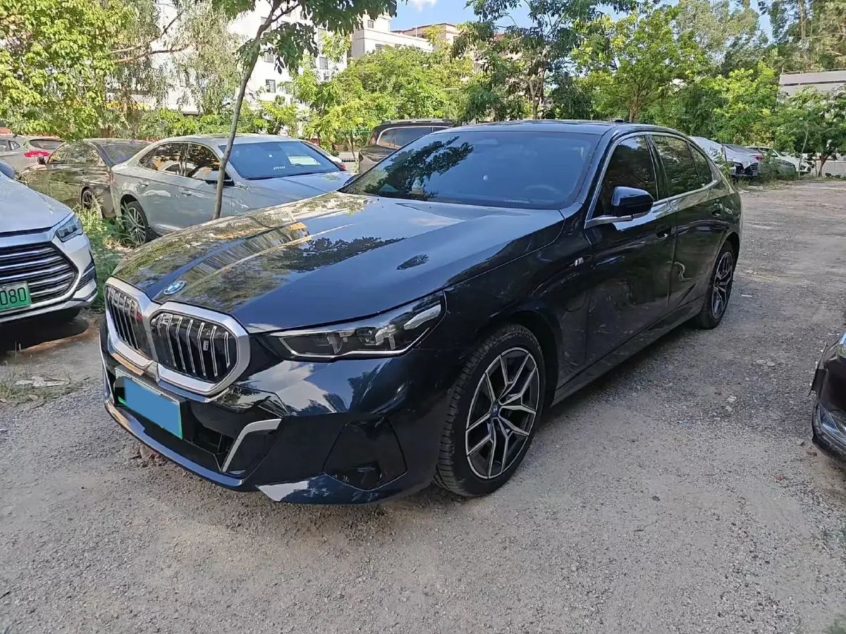 2025 BMW i5 BEV 96.96KWH,autocango,china used car exporter,china ev exporter,chinese used car exporter,chinese used ev exporter