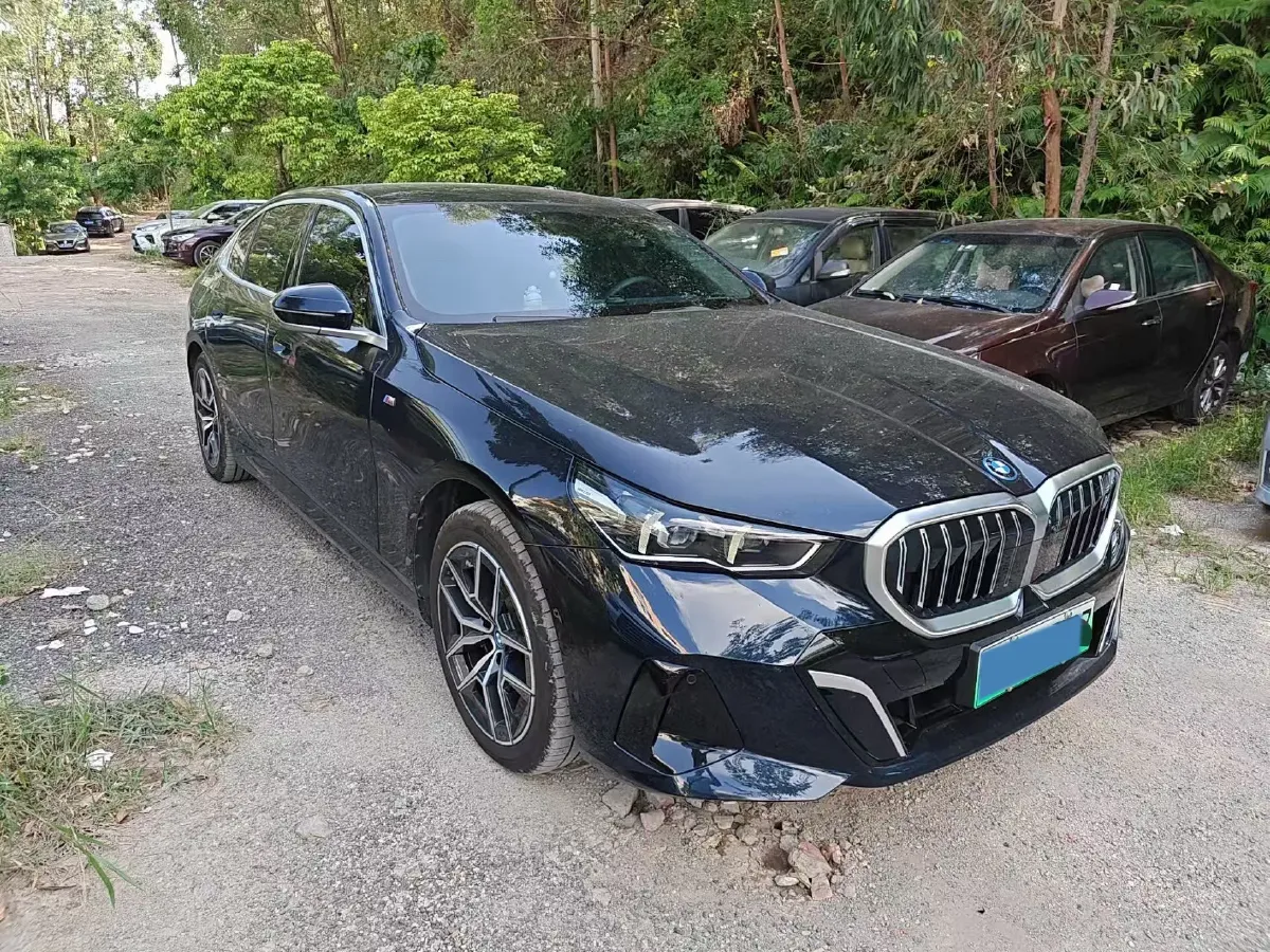 2025 BMW i5 BEV 96.96KWH,autocango,china used car exporter,china ev exporter,chinese used car exporter,chinese used ev exporter