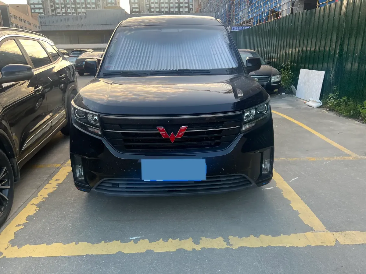 2021 WuLing ZhengChen 1.5T 147HP L4 6MT,autocango,china used car exporter,china ev exporter,chinese used car exporter,chinese used ev exporter