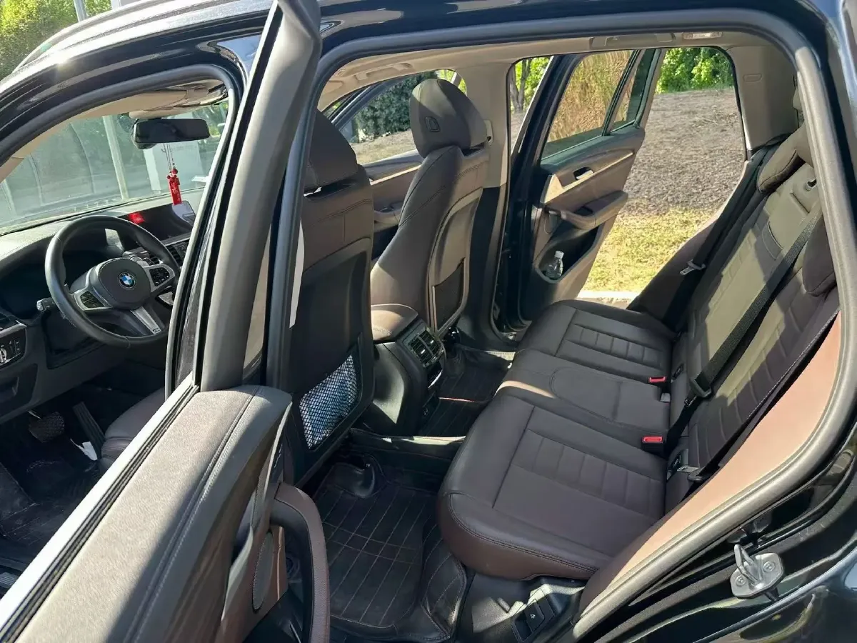 2021 BMW X3 2.0T 224HP L4 8AT,autocango,china used car exporter,china ev exporter,chinese used car exporter,chinese used ev exporter