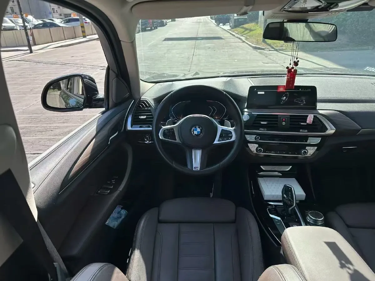 2021 BMW X3 2.0T 224HP L4 8AT,autocango,china used car exporter,china ev exporter,chinese used car exporter,chinese used ev exporter