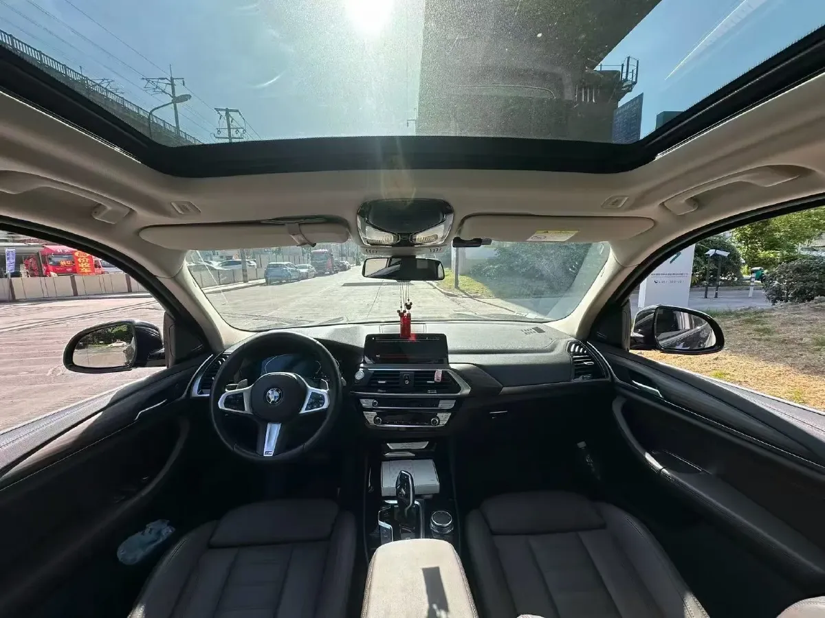 2021 BMW X3 2.0T 224HP L4 8AT,autocango,china used car exporter,china ev exporter,chinese used car exporter,chinese used ev exporter