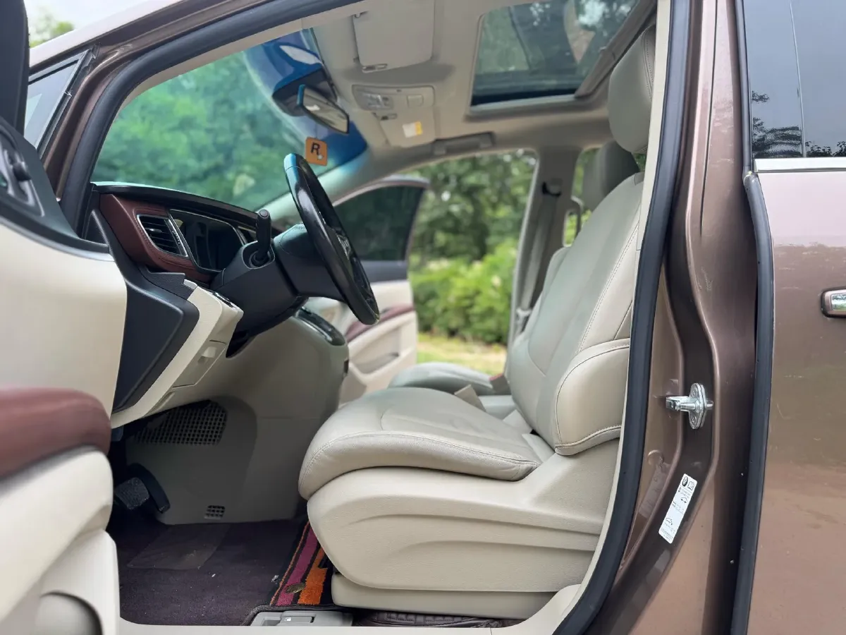 2018 Buick GL8 2.0T 260HP L4 6AT,autocango,china used car exporter,china ev exporter,chinese used car exporter,chinese used ev exporter