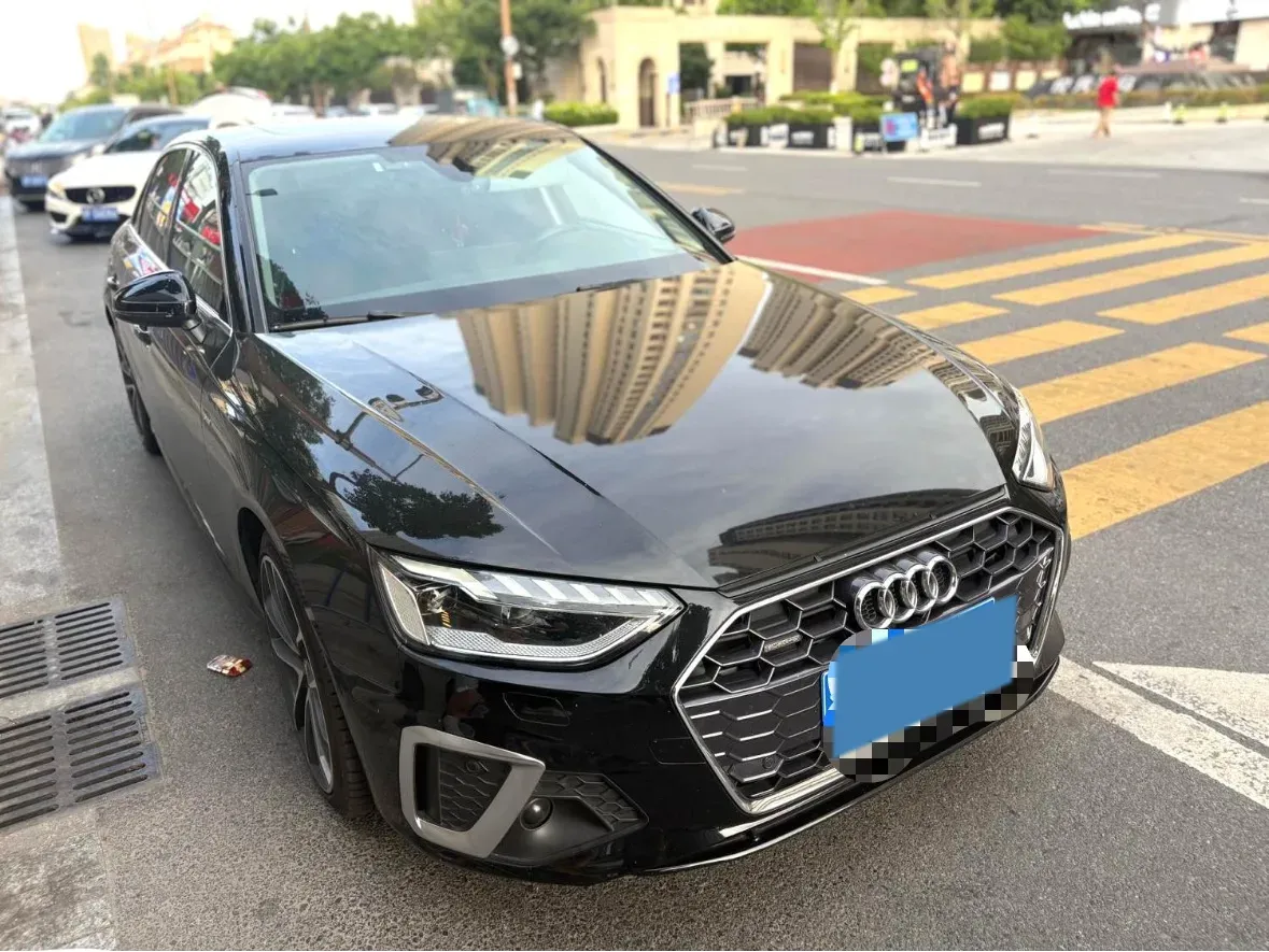 2020 Audi A4L 2.0T 252HP L4 7DCT,autocango,china used car exporter,china ev exporter,chinese used car exporter,chinese used ev exporter