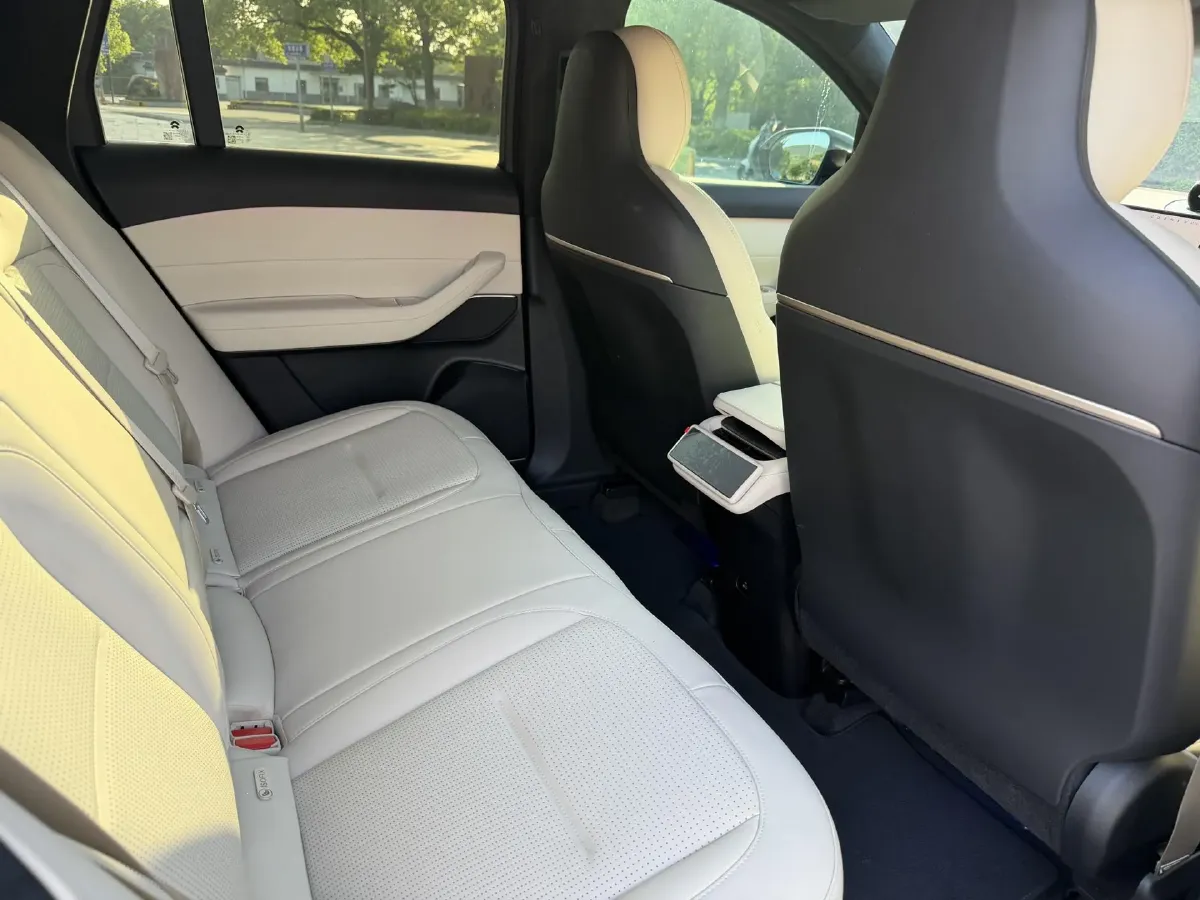 2024 NIO ES6 BEV 75KWH,autocango,china used car exporter,china ev exporter,chinese used car exporter,chinese used ev exporter
