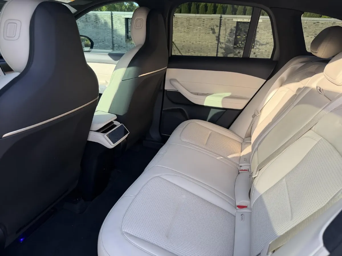 2024 NIO ES6 BEV 75KWH,autocango,china used car exporter,china ev exporter,chinese used car exporter,chinese used ev exporter