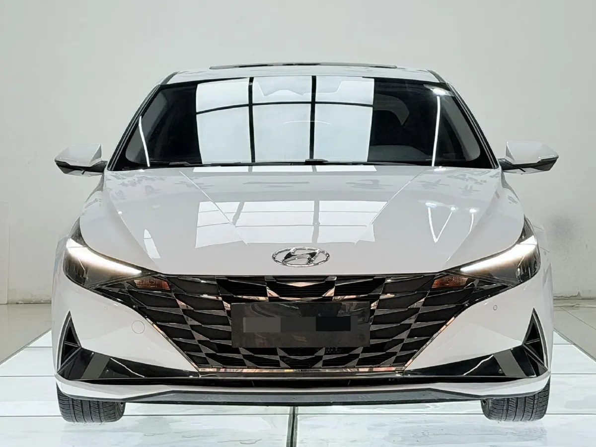 2022 Hyundai Elantra 1.5L 115HP L4 CVT,autocango,china used car exporter,china ev exporter,chinese used car exporter,chinese used ev exporter