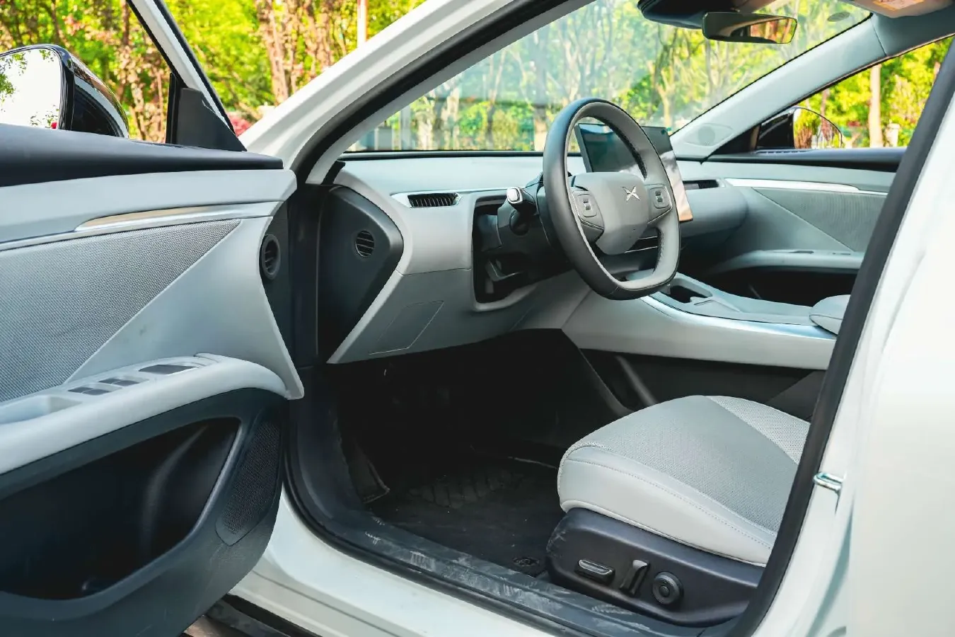 2025 Xpeng MONA M03 BEV,autocango,china used car exporter,china ev exporter,chinese used car exporter,chinese used ev exporter