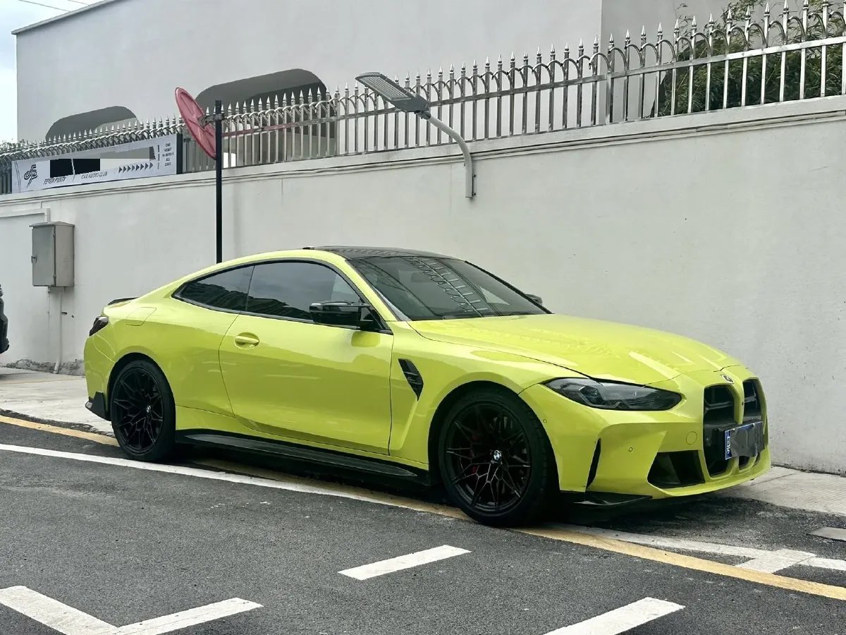 2021 BMW M4 3.0T 510HP L6 8AT,autocango,china used car exporter,china ev exporter,chinese used car exporter,chinese used ev exporter