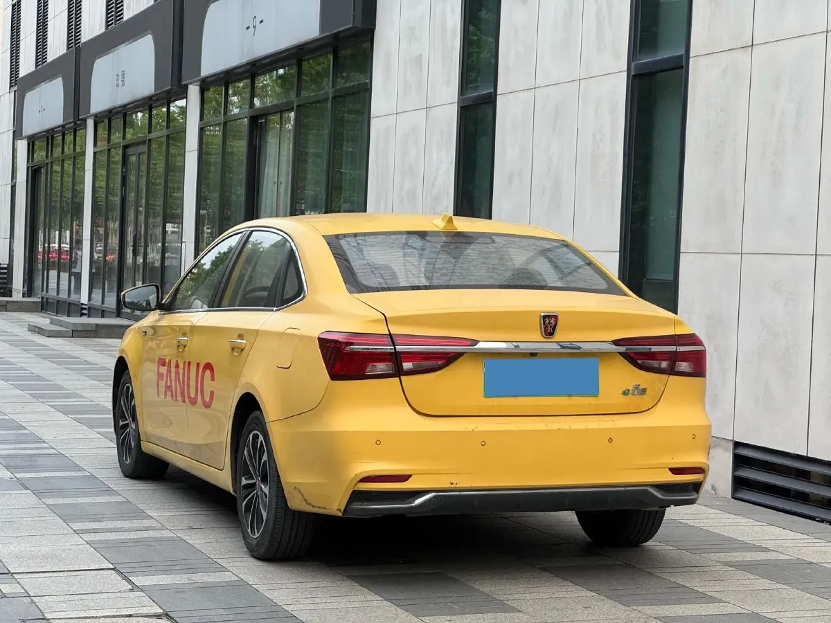 2019 Roewe i6 1.5T 169HP L4 AMT PHEV 9.1KWH,autocango,china used car exporter,china ev exporter,chinese used car exporter,chinese used ev exporter