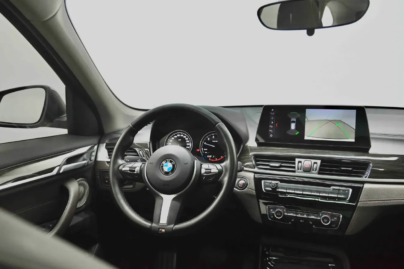 2022 BMW X1 2.0T 192HP L4 8AT,autocango,china used car exporter,china ev exporter,chinese used car exporter,chinese used ev exporter