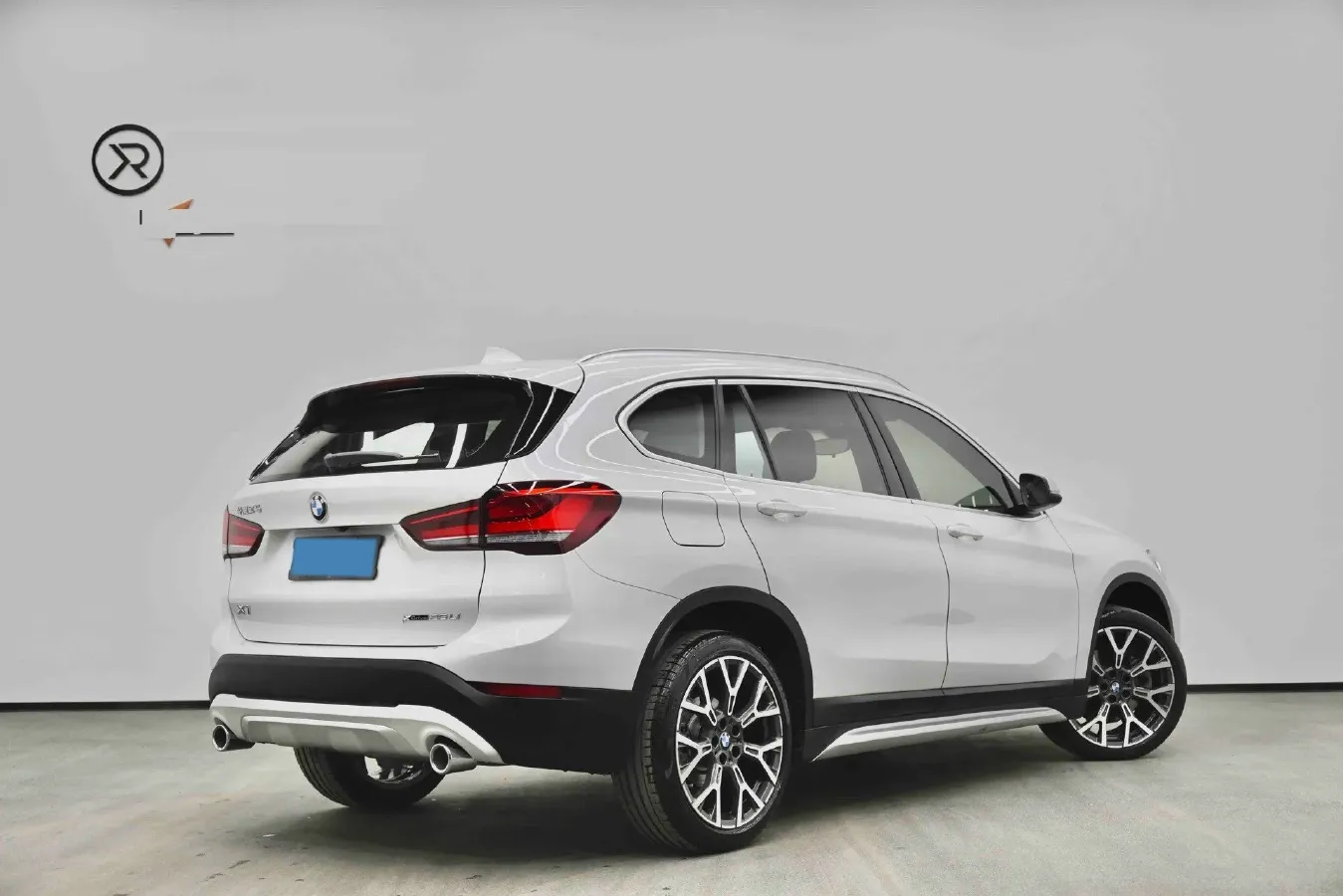2022 BMW X1 2.0T 192HP L4 8AT,autocango,china used car exporter,china ev exporter,chinese used car exporter,chinese used ev exporter