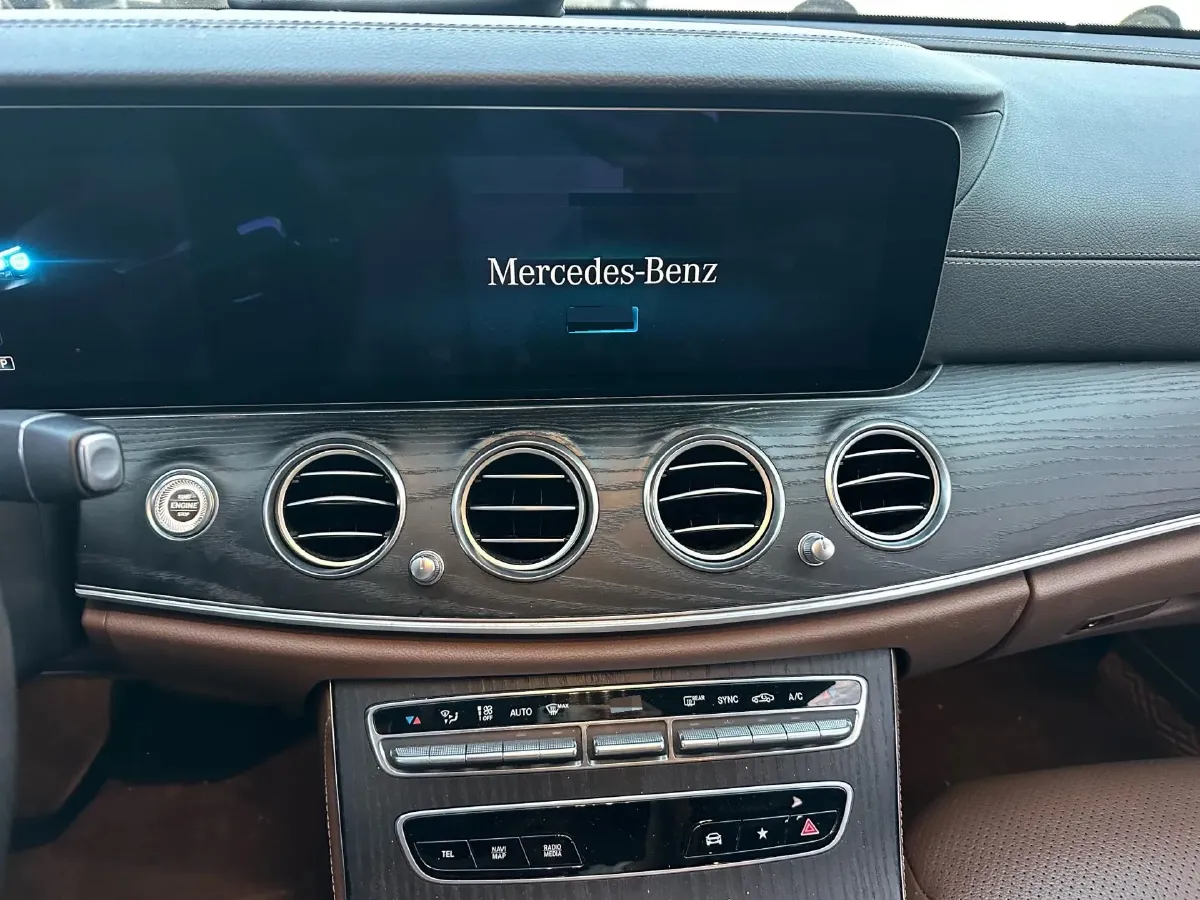 2021 Mercedes-Benz E Class 2.0T 258HP L4 9AT,autocango,china used car exporter,china ev exporter,chinese used car exporter,chinese used ev exporter