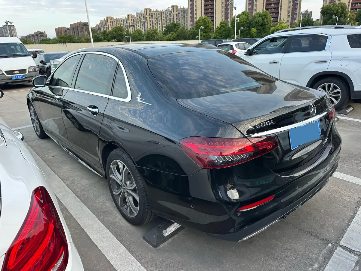 2021 Mercedes-Benz E Class 2.0T 258HP L4 9AT,autocango,china used car exporter,china ev exporter,chinese used car exporter,chinese used ev exporter