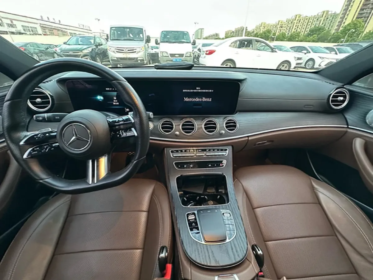 2021 Mercedes-Benz E Class 2.0T 258HP L4 9AT,autocango,china used car exporter,china ev exporter,chinese used car exporter,chinese used ev exporter