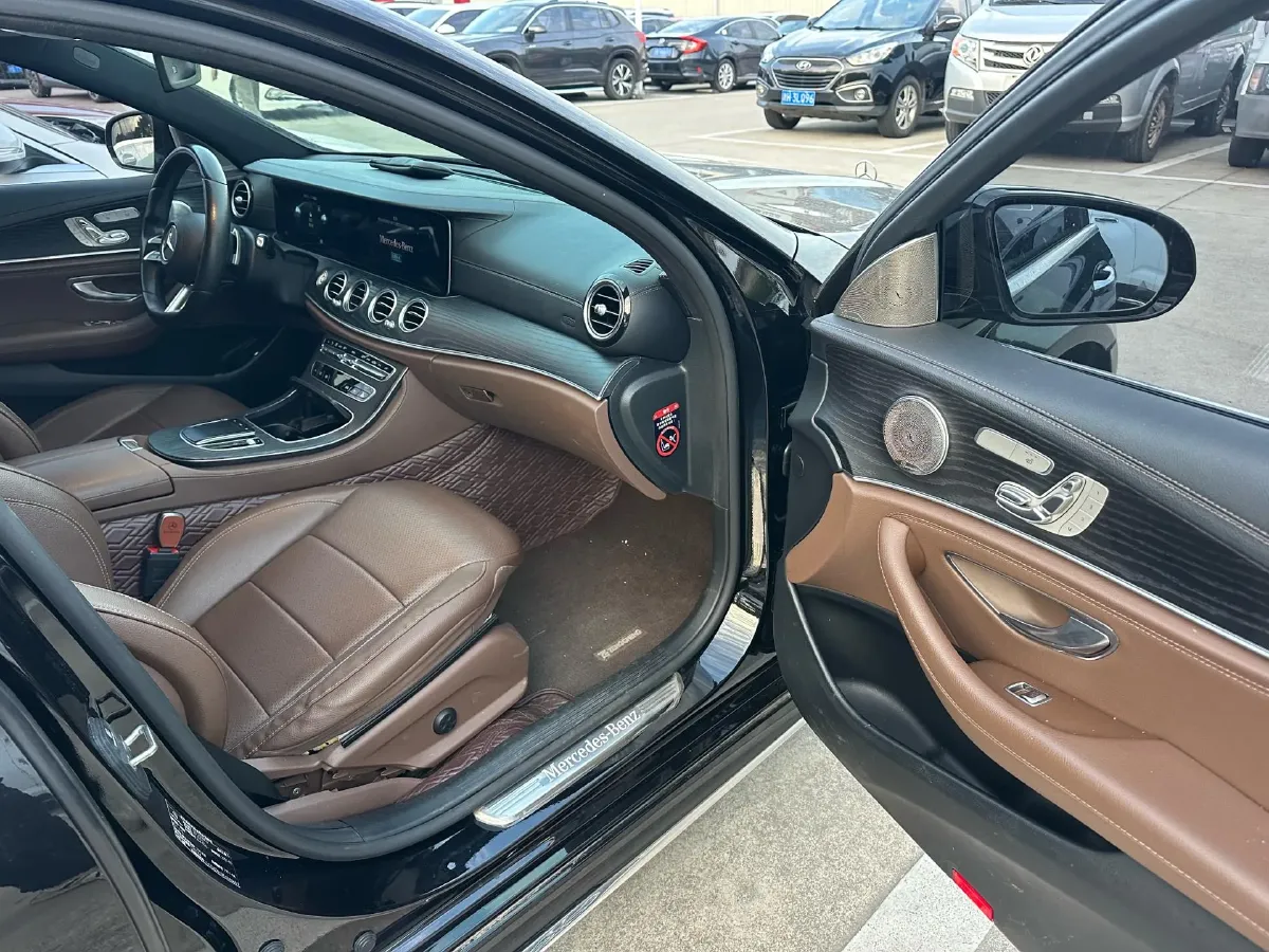2021 Mercedes-Benz E Class 2.0T 258HP L4 9AT,autocango,china used car exporter,china ev exporter,chinese used car exporter,chinese used ev exporter