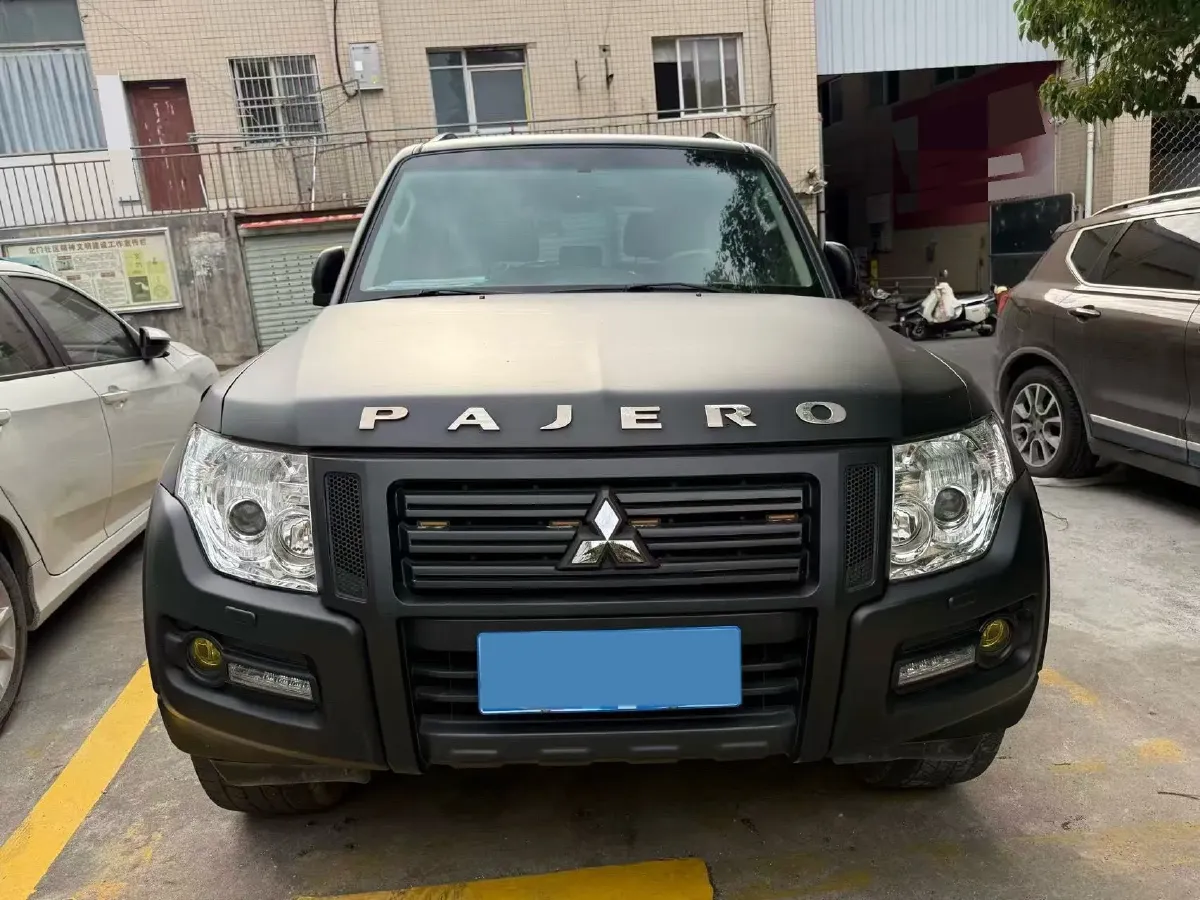 2019 Mitsubishi Pajero 3.0L 174HP V6 5AT,autocango,china used car exporter,china ev exporter,chinese used car exporter,chinese used ev exporter