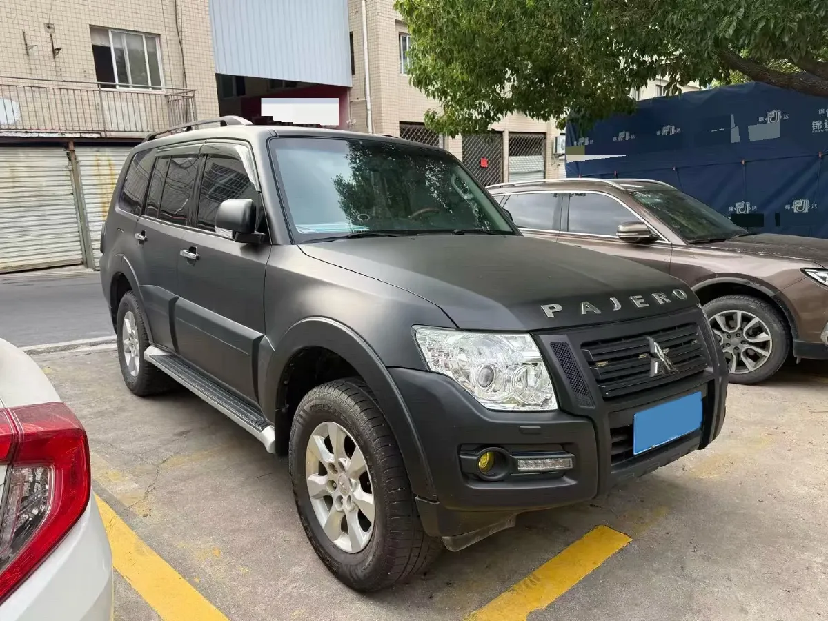 2019 Mitsubishi Pajero 3.0L 174HP V6 5AT,autocango,china used car exporter,china ev exporter,chinese used car exporter,chinese used ev exporter
