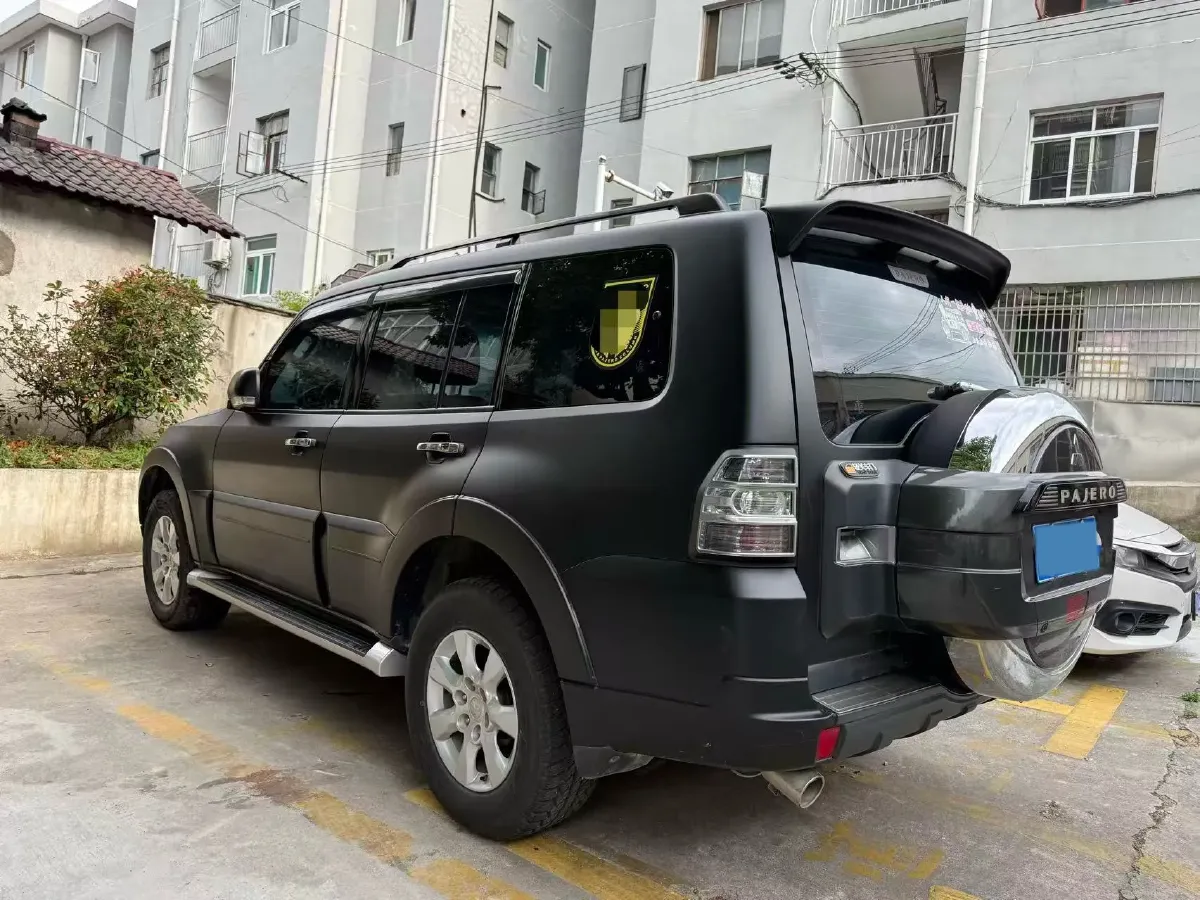 2019 Mitsubishi Pajero 3.0L 174HP V6 5AT,autocango,china used car exporter,china ev exporter,chinese used car exporter,chinese used ev exporter