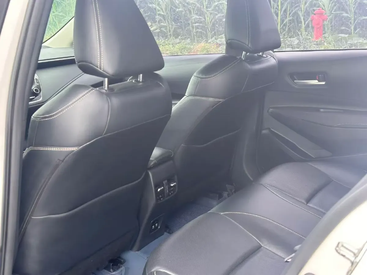 2019 Toyota Corolla 1.2T 116HP L4 CVT,autocango,china used car exporter,china ev exporter,chinese used car exporter,chinese used ev exporter